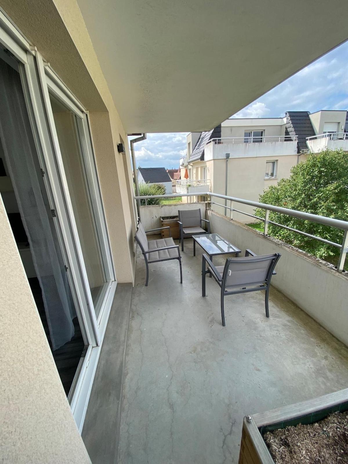 U1 Chaleureux Appartement Avec Balcon A Uffholtz Ngoại thất bức ảnh